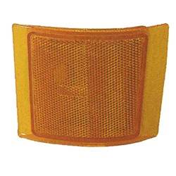 LKQ - '94-'00 Chevrolet C2500, '94-'00 Chevrolet C3500, '94-'00 Chevrolet C3500HD, '94-'00 Chevrolet K2500, '94-'00 Chevrolet K3500, '94-'99 Chevrolet C1500 Passenger Side Front Side Marker Light Lens And Housing