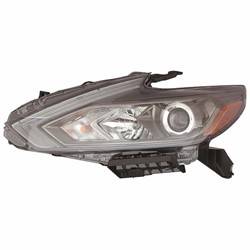 LKQ - 2016-2018 Nissan Altima Driver's Headlight Assembly