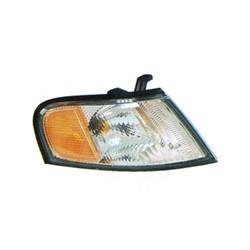 LKQ - '98-'99 Nissan Altima Passenger Side Front Parking/Signal Light Assembly