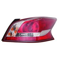 LKQ - '14-'15 Nissan Altima Passenger Side Tail Lamp Assembly