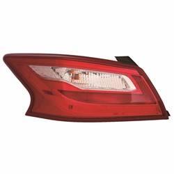 LKQ - '16-'17 Nissan Altima Driver Side Outer Tail Light Assembly