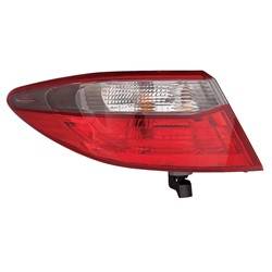 LKQ - 2016 Toyota Camry Tail Light Assembly