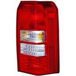 '08-'17 Jeep Patriot Passenger Side Tail Light Assembly
