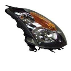 '07 Nissan Altima Passenger Side Halogen Head Light Assembly