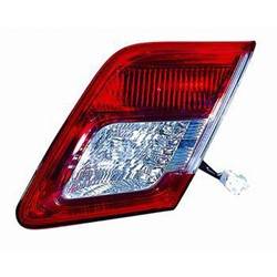 2010-2011 Toyota Camry Tail Light Assembly