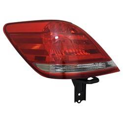 '08-'09 Toyota Avalon Driver Side Outer Tail Light Assembly