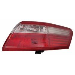'07-'09 Toyota Camry Passenger Side Outer Tail Light Assembly